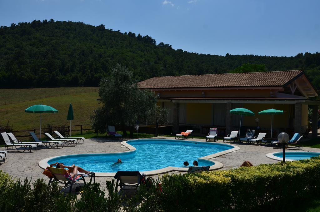 Agriturismo Terre Di Musignano Canino Exterior photo